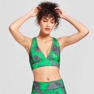 EUC- Joy Lab Deep ‘V’ Cross Back Pull On Sports Bra